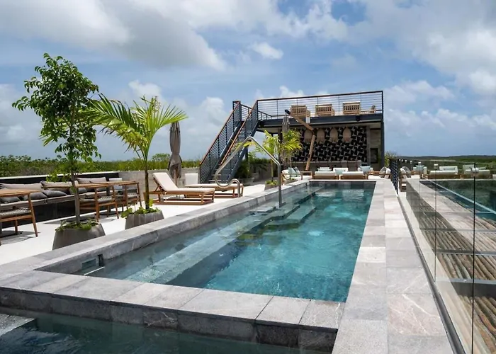 Ideal Location With Cenote Pools Gym Restaurant * Tulum
